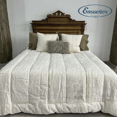Acolchado Jaquard Hojas Natural King - comprar online