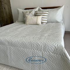 Set Cubrecama Punzonado King Size Off-White - Ensueños Hogar
