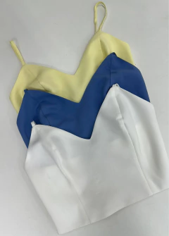 Cropped Marie na internet