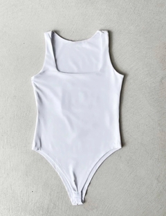 Body Quadrado na internet