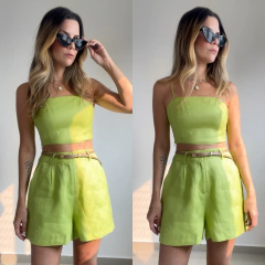 Cropped Nicole na internet