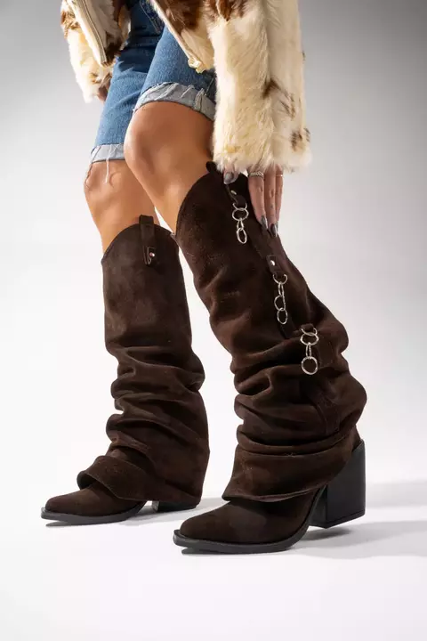 Bota Cuero. SIGMUR en internet