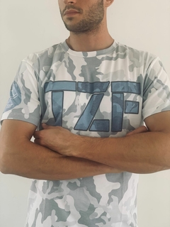 Remera Hombre Rook-TZF (Camo gris) - comprar online