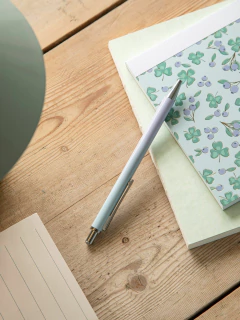 Caneta Pastel Degradê – Elegância Suave no Papel