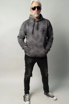 Batik Gris bz en internet