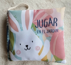 Jugar en el jardín