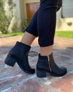 Botas Agustina Negras - MARIA PE