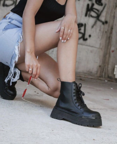 Imagen de Borcegos Martin Negro