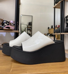 Zuecos Valu Blancos - comprar online