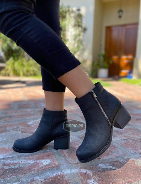 Botas Agustina Negras