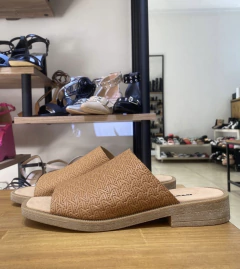 Sandalias Lulú Suela - comprar online