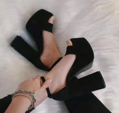 Sandalias Moontrack Gamuza Negra