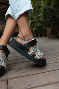 Imagen de Sandalias HERMES Cebra