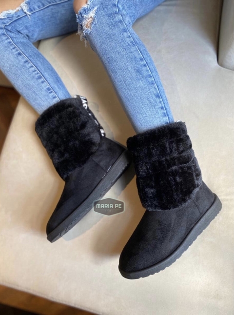 Pantubotas Love Negras
