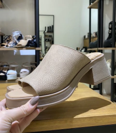 Zuecos Corina Visón en internet