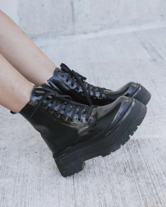 Borcegos Martin Negros Charol