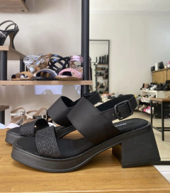 Sandalias Doria Negras - comprar online
