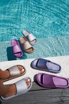Chanclas Sunny Fucsia Metalizado - tienda online