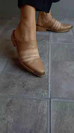 Mules Olivia Beige - tienda online