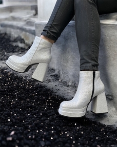 Botas Malaika Glitter Plata en internet