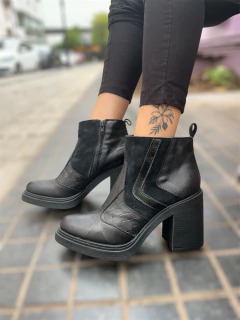 Botas Índigo Negras en internet