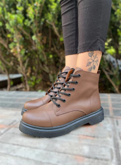 Borcegos Laila Chocolate - comprar online