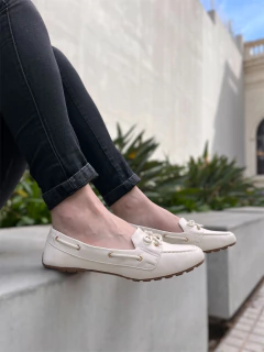 Mocasines Jule Hueso en internet