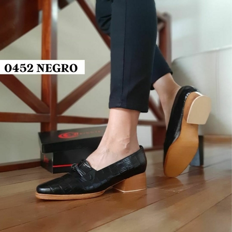 0452 negro