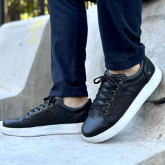 Zapatilla de Hombre Urbana de Cuero Donato 39 al 45 (590)