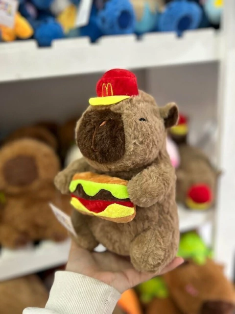 Peluche CAPYBARA Carpincho c/Hamburguesa Pequeño