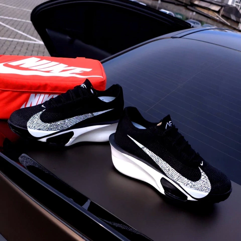 NIKE ZOOM ALPHAFLY III