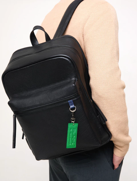 Mochila 01 Black Rosé - comprar online