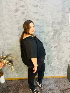 Blusa Sônia Preta na internet