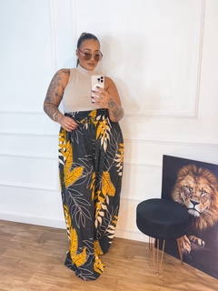 Calça Pantalona Zoe Estampada na internet
