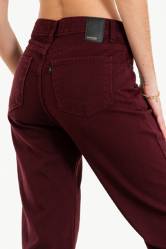 Imagen de Pantalón straight rígido tiro alto (TALISA)