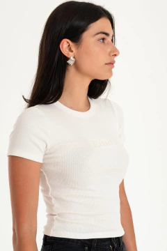 Remera morley bordado BLESSED en delantera (BLESSED) - isostasia