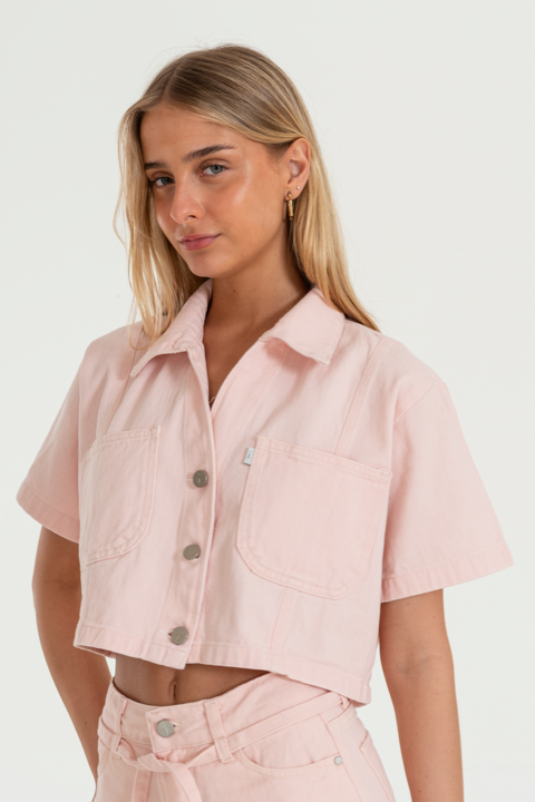 Camisa cropped escote V rígida (KALIN)