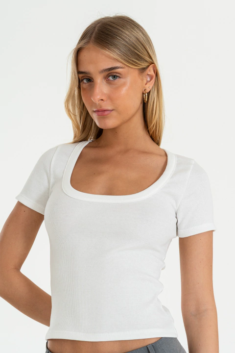 Remera morley escotado mangas cortas (MAIKI)