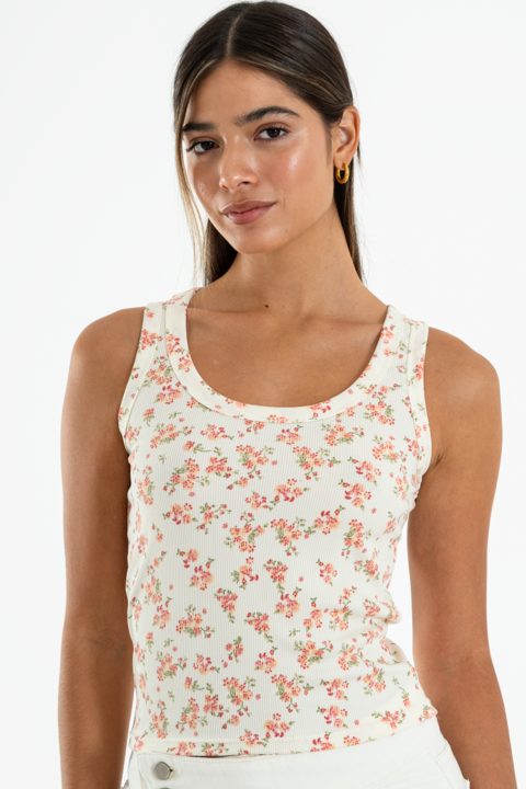 Musculosa cuello redondo escotado (MICO)