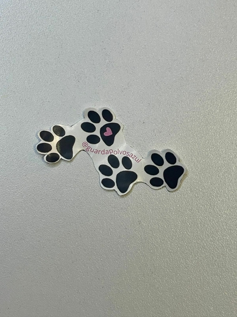 Sticker huellitas.