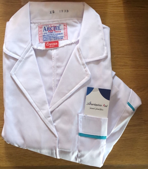 Chaqueta "Arciel" blanca con vivo turquesa