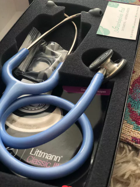 Littmann Classic III azul cielo