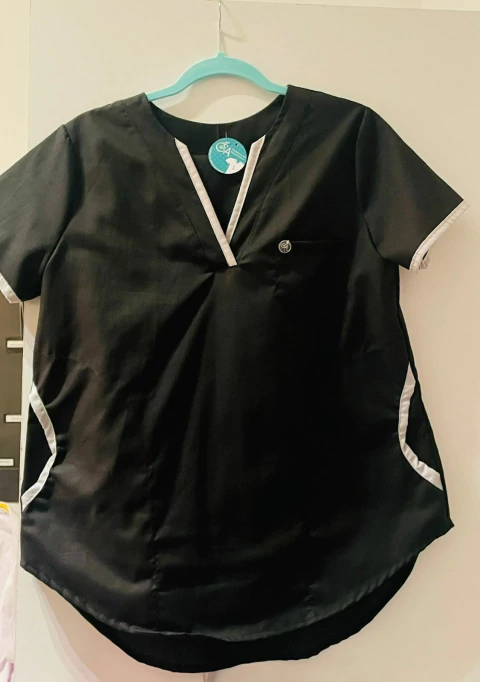 Ambo BALÚ negro con gris.