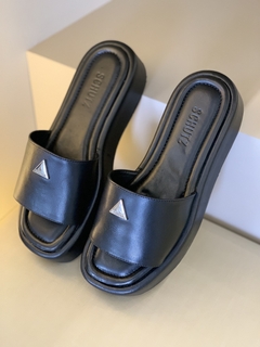 Flat Plataforma Schutz Couro Preto - comprar online