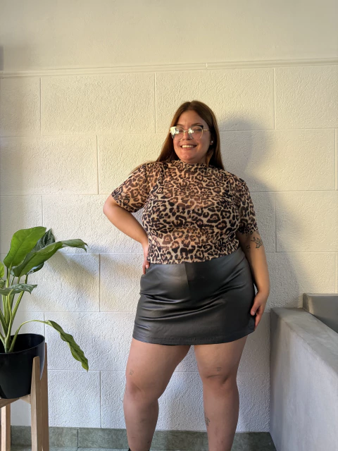 SHORT POLLERA PIPI ENGOMADA - comprar online