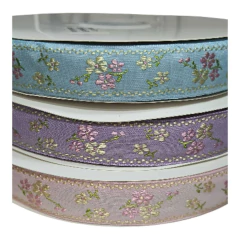 FITA IMPORTADA BORDADA FLORAL ( 25MM) - 1 METRO