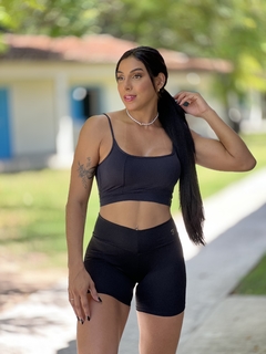 Short Fitness Feminino Básico 09901001 na internet