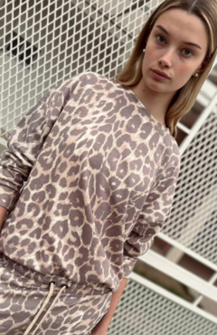 BUZO NINA LEOCHILL - comprar online