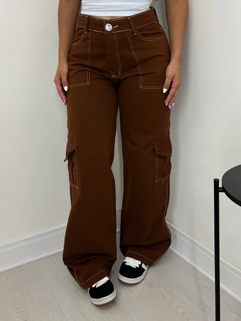 CALÇA WIDE LEG CARGO CONTRAST MARROM - comprar online