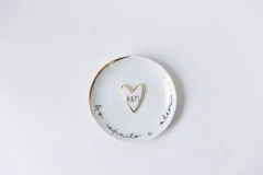 Prato 9cm Personalizado Coração Iniciais na internet